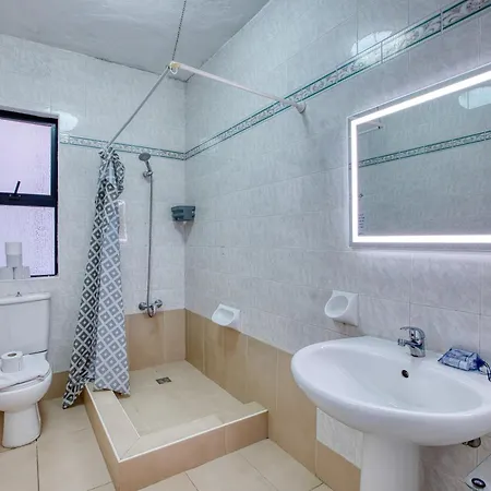 Spacious Swieqi With Private Terraces Apartment Is-Swieqi