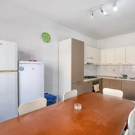 Spacious Swieqi With Private Terraces Is-Swieqi